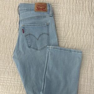 Levi’s 314 shaping straight Jean size 26 women’s